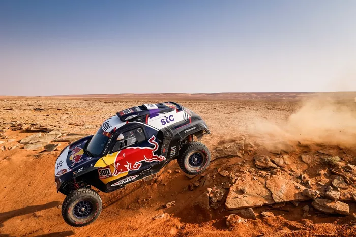 #300 X-Raid Mini JCW Team: Carlos Sainz, Lucas Cruz