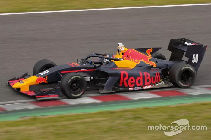 Lucas Ayer(B-Max Racing with motopark)
