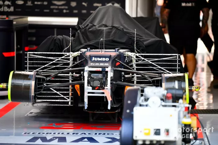 Red Bull Racing RB15