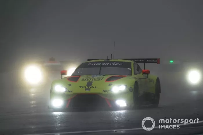 #95 Aston Martin Racing Aston Martin Vantage AMR: Marco Sorensen, Nicki Thiim 