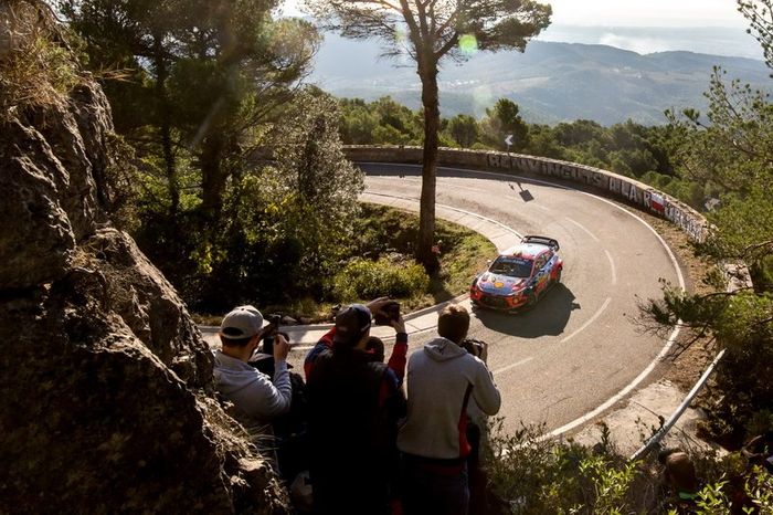 Thierry Neuville, Nicolas Gilsoul, Hyundai Motorsport Hyundai i20 Coupe WRC