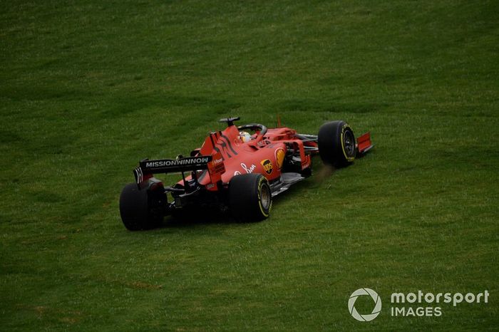 Sebastian Vettel, Ferrari SF90, en la escapatoria