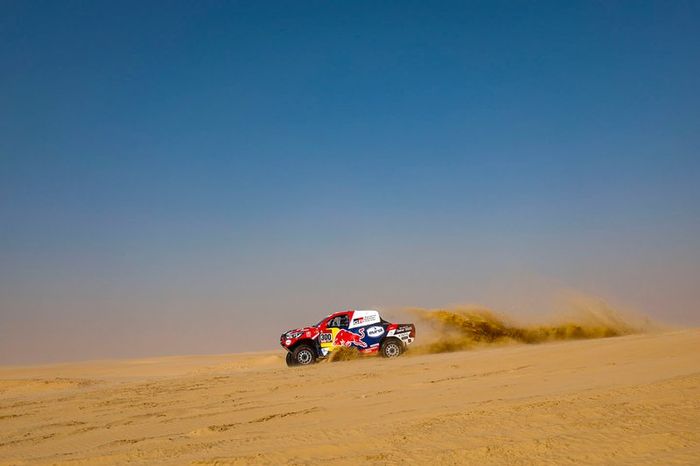 #300 Toyota Gazoo Racing: Nasser Al-Attiyah, Matthieu Baumel