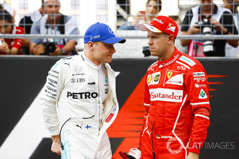 Valtteri Bottas, Mercedes AMG F1, Sebastian Vettel, Ferrari, talk after Qualifying