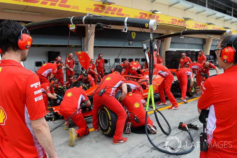 Essais d'arrêts au stand pour Ferrari