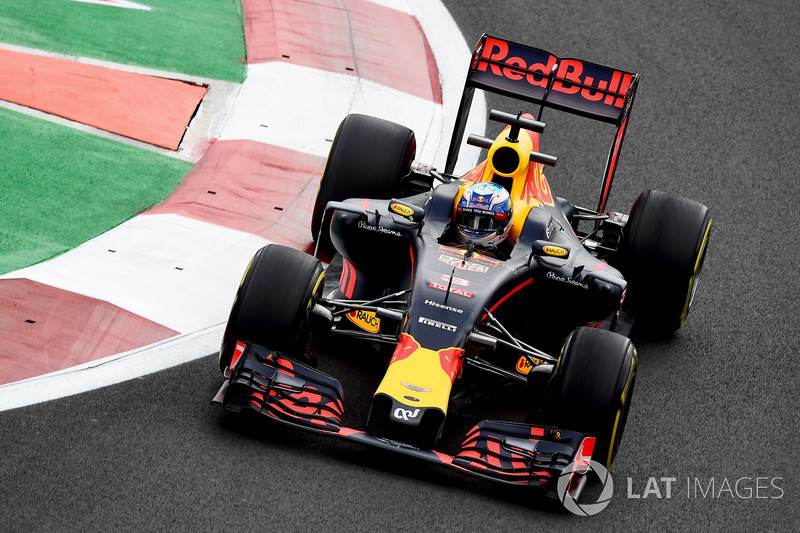 2016 : Red Bull RB12, à moteur TAG-Heuer (Renault)