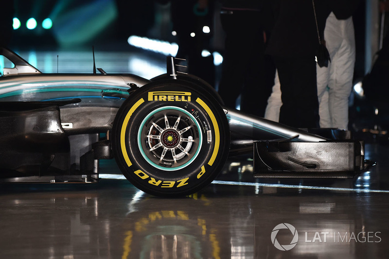 Mercedes AMG F1 W09 front detail