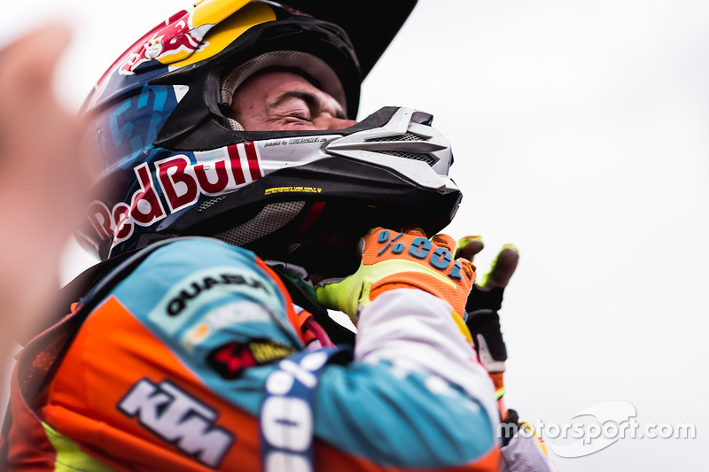 Le vainqueur de la catégorie moto, Matthias Walkner, Red Bull KTM Factory Team