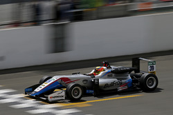 Alex Palou, Hitech Bullfrog GP Dallara F317 - Mercedes-Benz