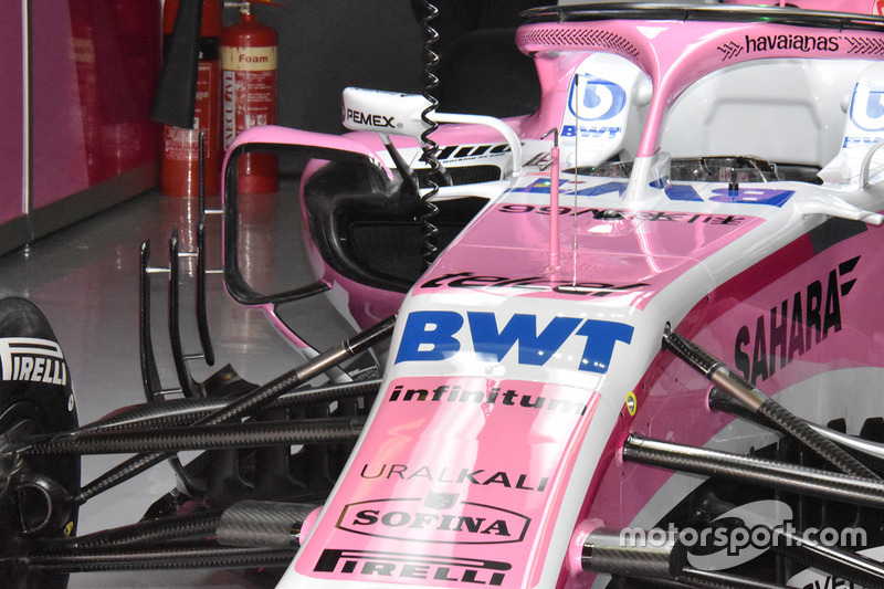 Force India VJM11 nel garage