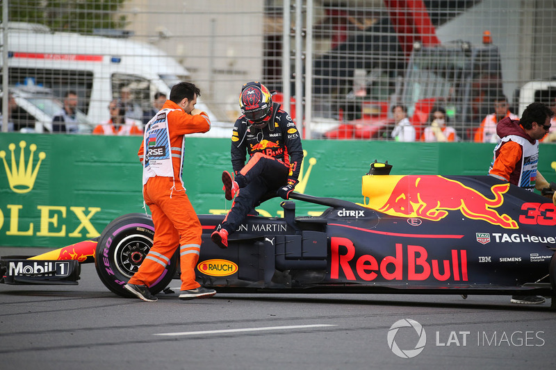 The crashed car of Max Verstappen, Red Bull Racing RB14