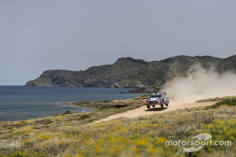 Thierry Neuville, Nicolas Gilsoul, Hyundai Motorsport Hyundai i20 Coupe WRC