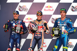Le deuxième, Maverick Viñales, Yamaha Factory Racing, le poleman Marc Marquez, Repsol Honda Team, le troisième, Andrea Iannone, Team Suzuki MotoGP