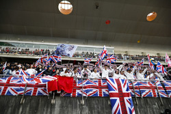 Lewis Hamilton, Mercedes AMG F1 taraftarları