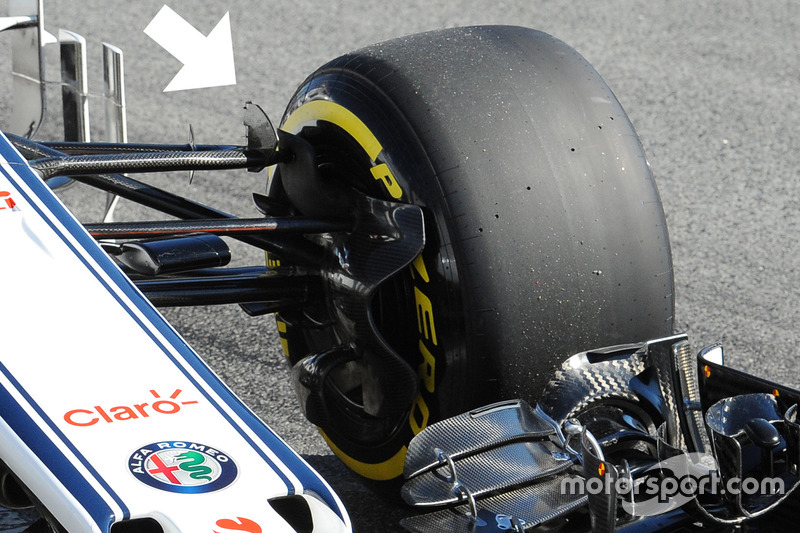 Sauber C37 fin detail