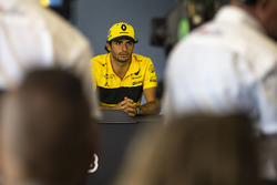 Carlos Sainz Jr., Renault Sport F1 Team in the Press Conference