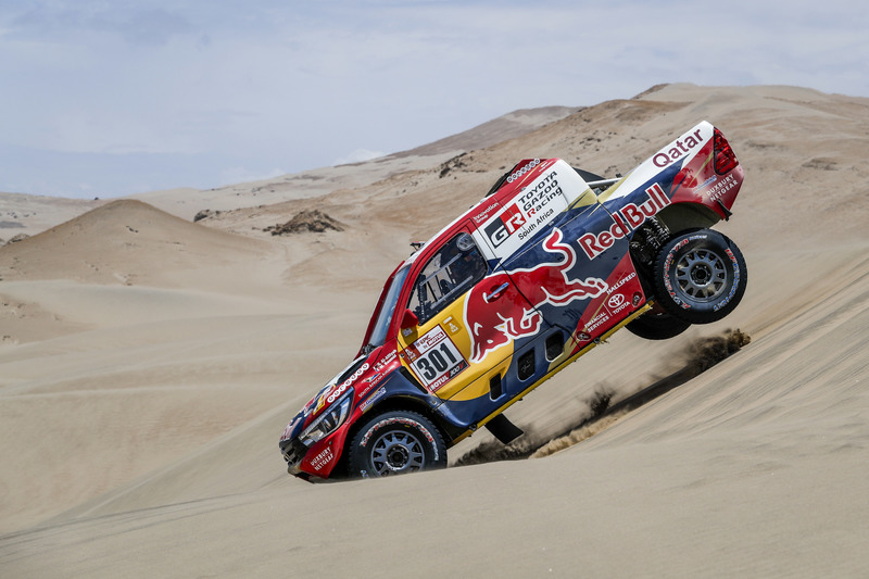 #301 Toyota Gazoo Racing Toyota Hilux: Nasser Al-Attiyah, Matthieu Baumel