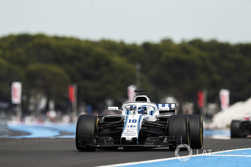 Stroll suffers from a tyre blowout