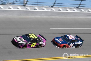 Jimmie Johnson, Hendrick Motorsports, Chevrolet Camaro Ally, William Byron, Hendrick Motorsports, Chevrolet Camaro Liberty University