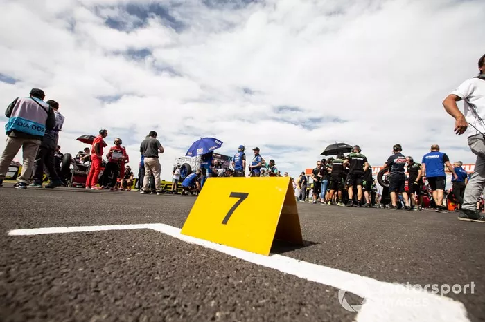 Chaz Davies, Aruba.it Racing-Ducati Team empty grid slot