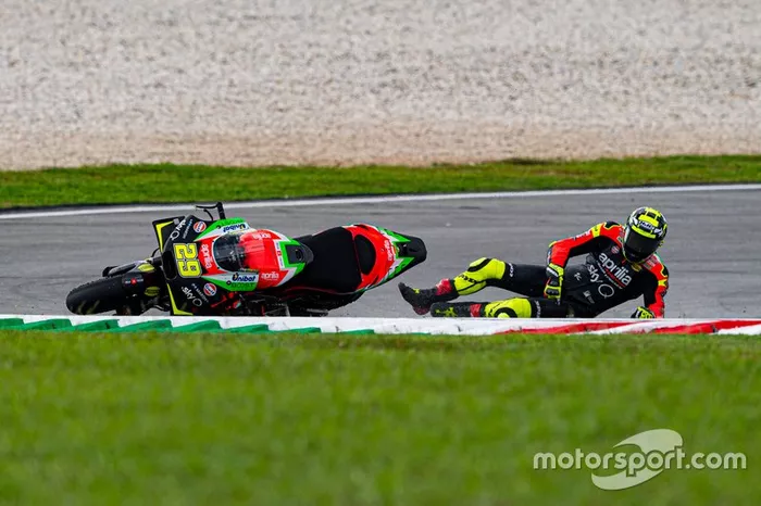 Caída de Andrea Iannone, Aprilia Racing Team Gresini