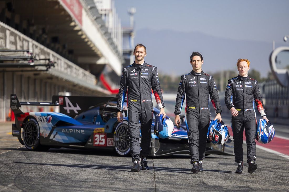 #35 Alpine A424: Paul-Loup Chatin, Charles Milesi, Ferdinand Habsburg