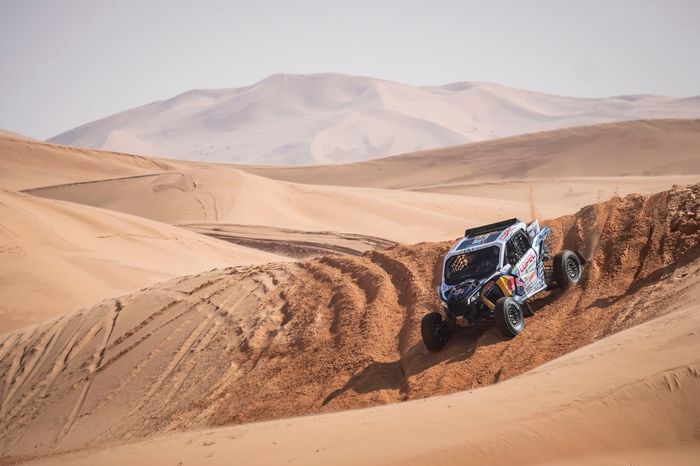 #305 EKS - South Racing: Francisco Lopez Contardo, Juan Pablo Latrach Vinagre