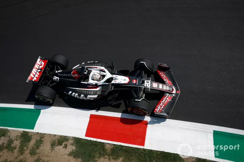 Kevin Magnussen, Haas VF-24
