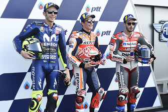 Le poleman Marc Marquez, Repsol Honda Team, Valentino Rossi, Yamaha Factory Racing, Andrea Dovizioso, Ducati Team