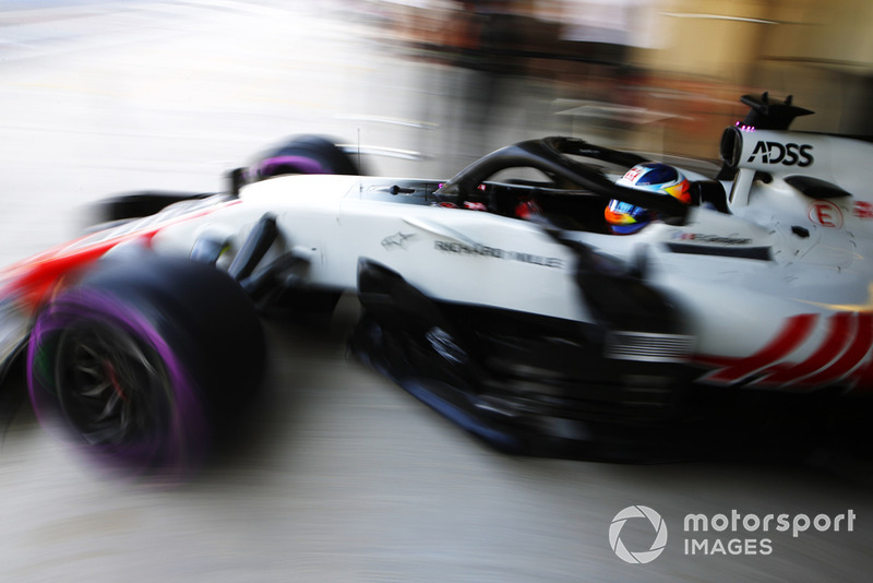 7. Romain Grosjean, Haas F1 Team VF-18, leaves the garage