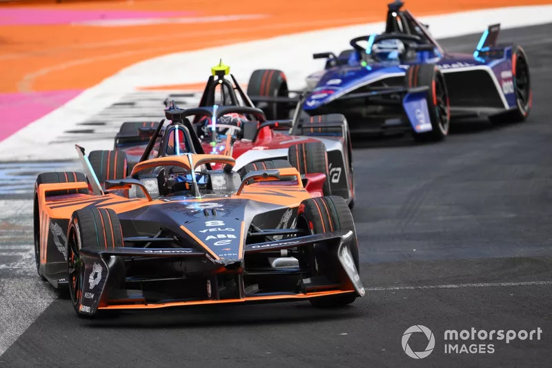 Sam Bird NEOM McLaren Formula E Team Nissan e-4ORCE 05
