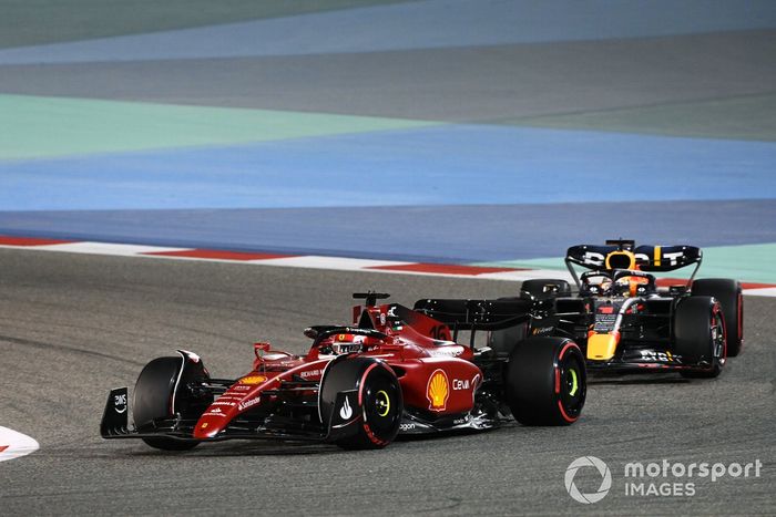 Charles Leclerc, Ferrari F1-75, Max Verstappen, Red Bull Racing RB18