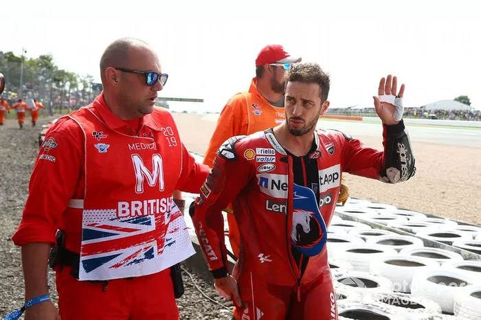 Andrea Dovizioso, Ducati Team después del accidente