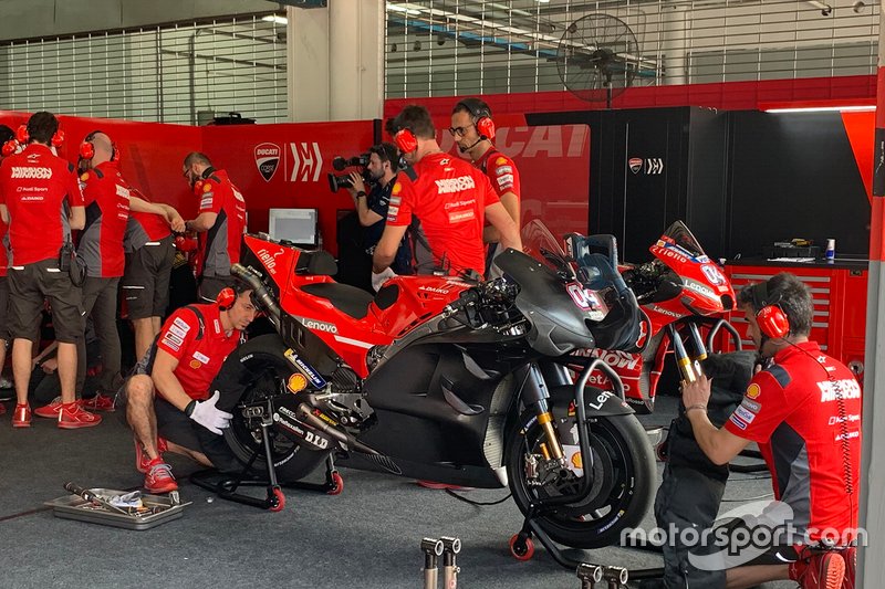 Мотоцикли Андреа Довіціозо, Ducati Team