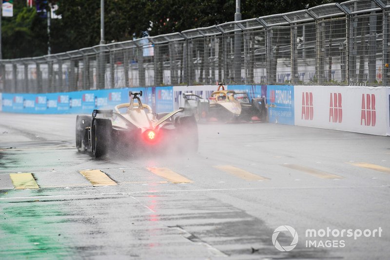 Jean-Eric Vergne, DS TECHEETAH, DS E-Tense FE19 spins just before crossing the line