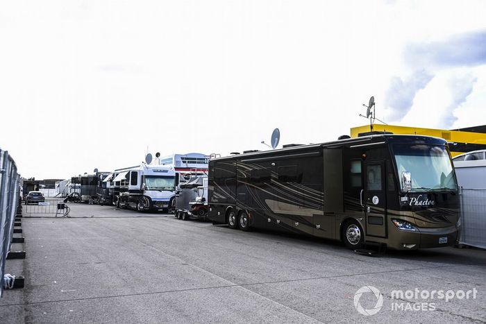 Motorhome en el paddock