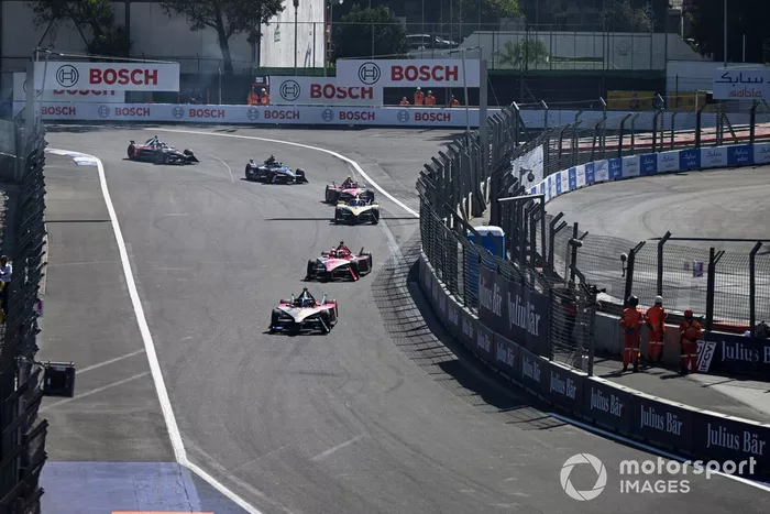 Lucas di Grassi, Mahindra Racing, Mahindra M9Electro, Jake Dennis, Andretti Autosport, Porsche 99 X Electric Gen3, Jake Hughes, McLaren, Nissan e-4ORCE 04