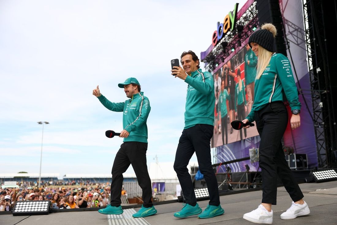 Fernando Alonso, Aston Martin Racing