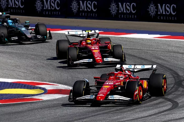 Charles Leclerc, Ferrari, Lewis Hamilton