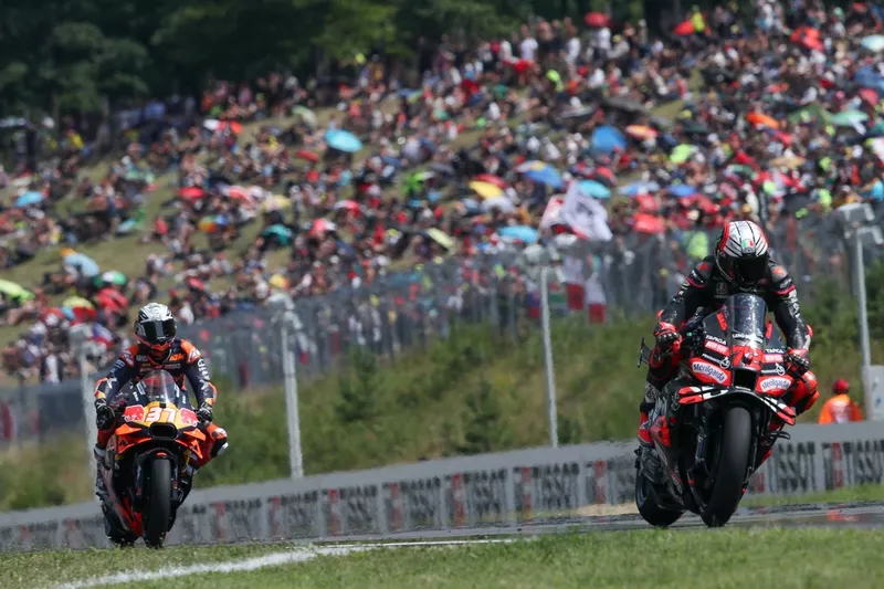 Marco Bezzecchi, Aprilia Racing