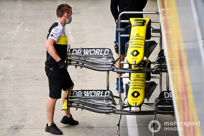 El ala delantera del monoplaza de Daniel Ricciardo, Renault F1 Team R.S.20 