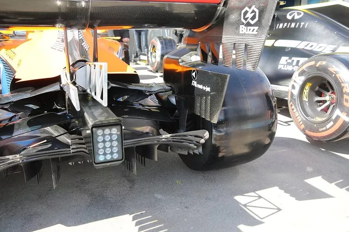 McLaren MCL35 detalle del difusor