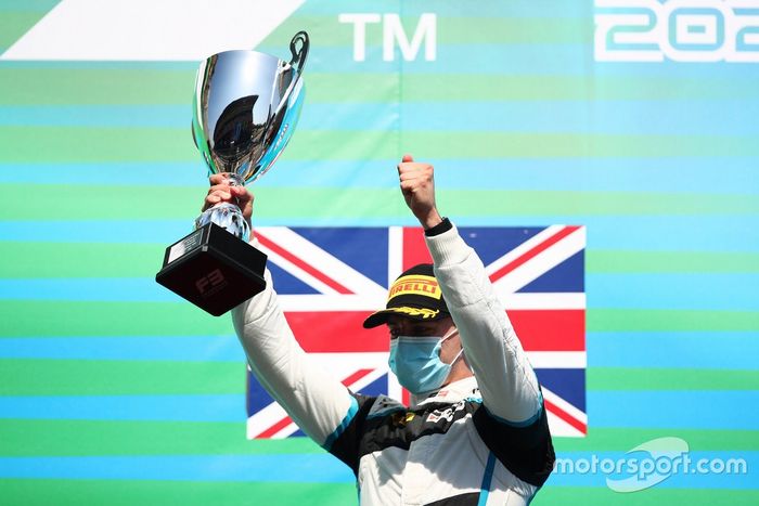 El ganador: Jake Hughes, HWA Racelab