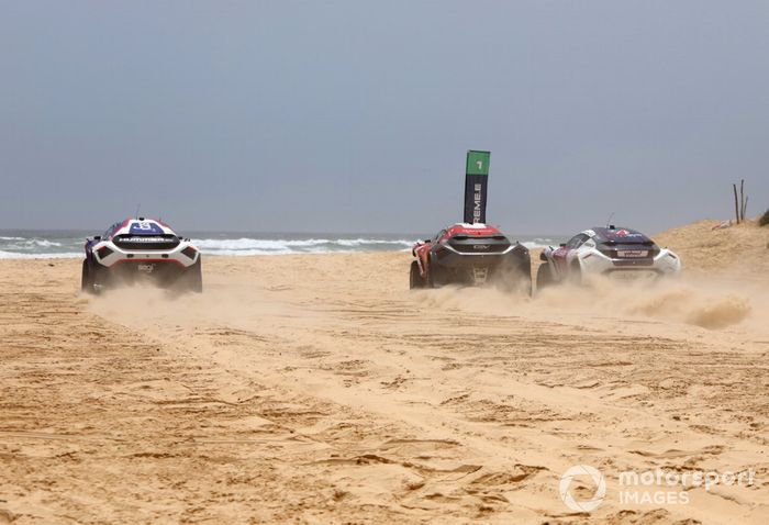 Sara Price, Kyle Leduc, Chip Ganassi Racing Laia Sanz, Carlos Sainz, Sainz XE Team Catie Munnings, Timmy Hansen, Andretti United Extreme E 