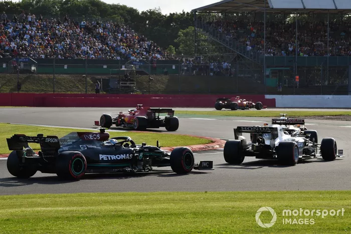 Charles Leclerc, Ferrari SF21, Daniel Ricciardo, McLaren MCL35M, Yuki Tsunoda, AlphaTauri AT02, Valtteri Bottas, Mercedes W12