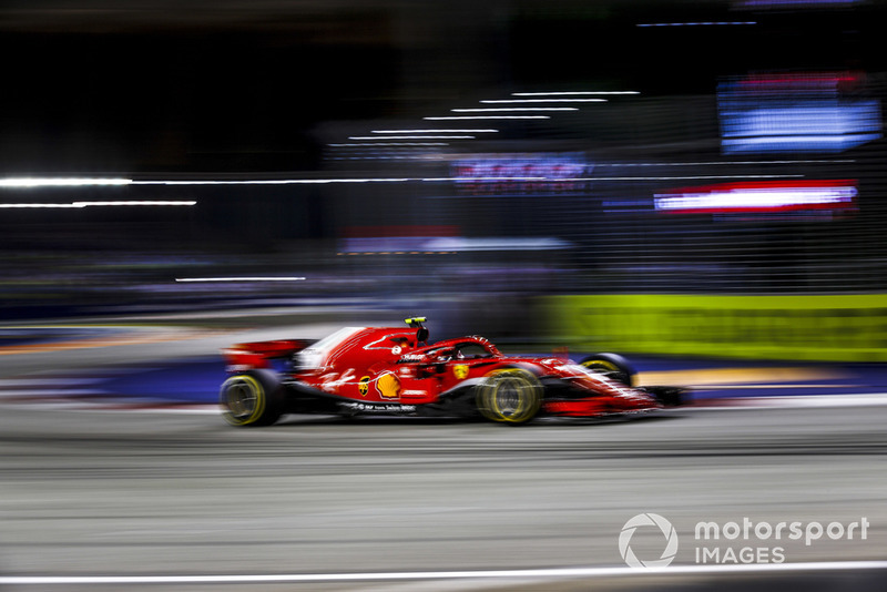 Kimi Raikkonen terminou em quinto, mas estava bem perto de Bottas no final da corrida