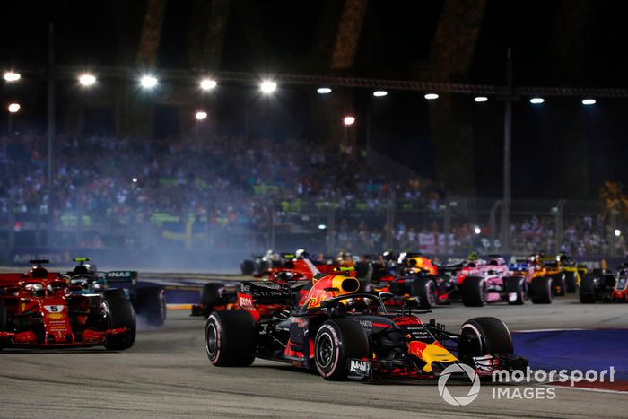 Max Verstappen, Red Bull Racing RB14, Sebastian Vettel, Ferrari SF71H, Valtteri Bottas, Mercedes AMG F1 W09 EQ Power+