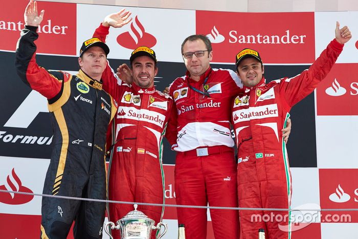 Podio: segundo puesto Kimi Raikkonen, Lotus F1, ganador de la carrera Fernando Alonso, Ferrari, Stefano Domenicali, jefe de equipo, Ferrari, tercer puesto Felipe Massa, Ferrari