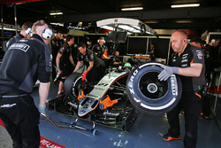 Нико Хюлькенберг, Sahara Force India F1 VJM09 в гараже