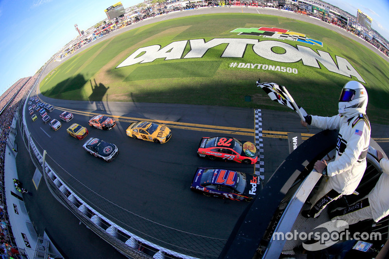 Race winner: Denny Hamlin, Joe Gibbs Racing Toyota